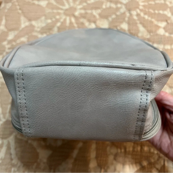 DISNEY‎ Nightmare Before Christmas Zero
Dog House Lunch Bioworld Grey. - Picture 7 of 13